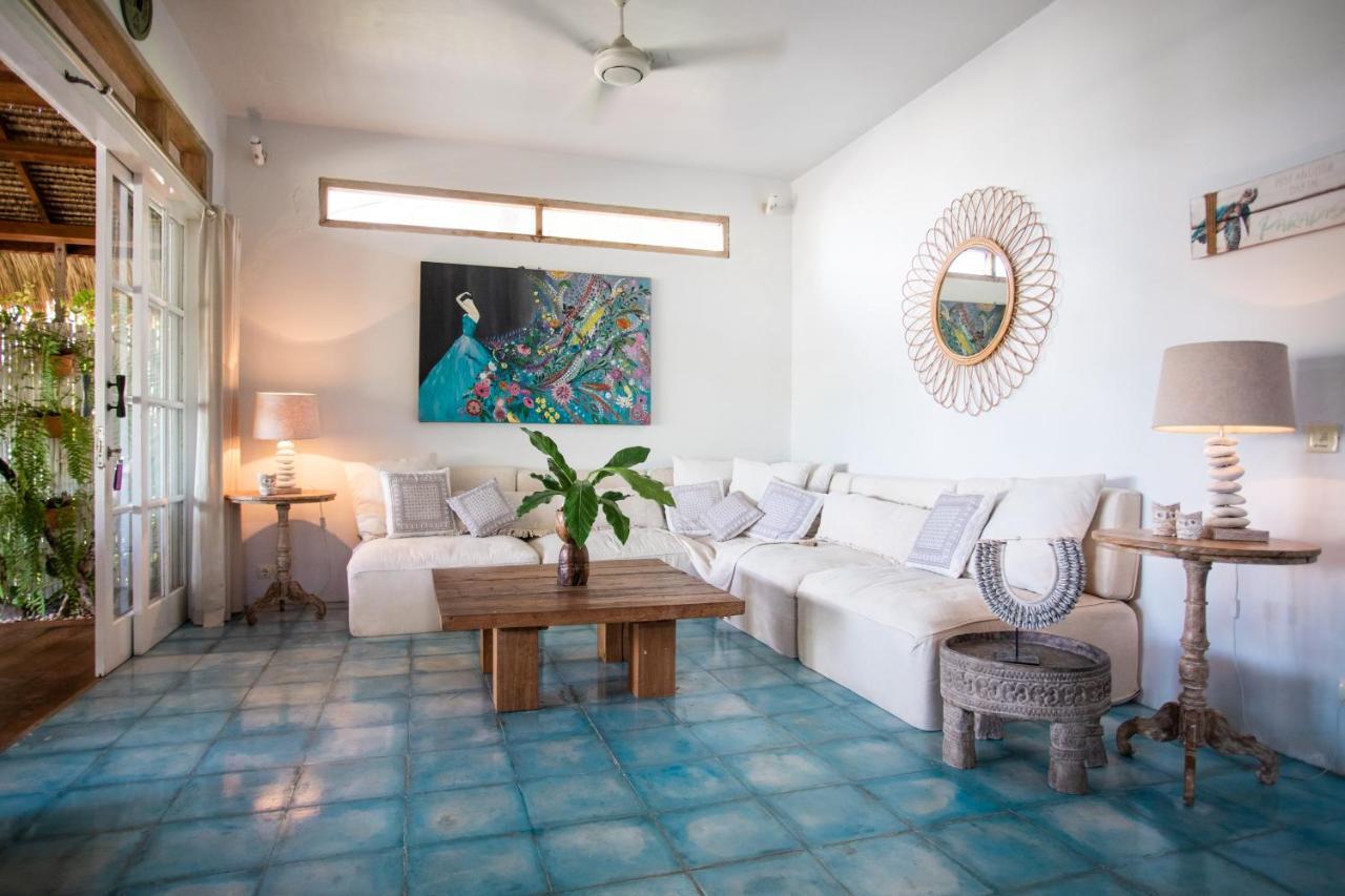 Serenity Luxurious Beachfront Villa & Spa With Private Infinity Pool, 8 Guests Гили-Эйр Экстерьер фото